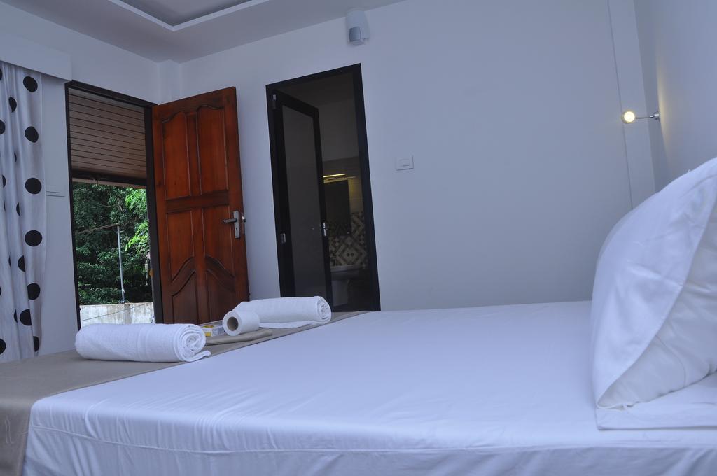 Marari Beach Pearl Homestay Mararikulam Exteriör bild